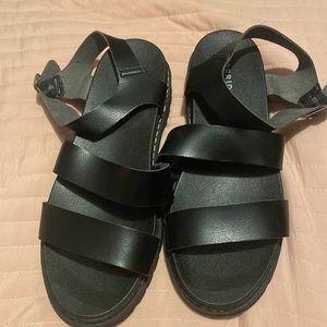 13 woman sandals